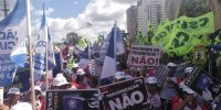 Representantes do Sincomerciários participam de manifestação em Brasília