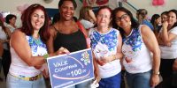 Café da manhã leva cerca de 300 mulheres ao Centro de Benefícios