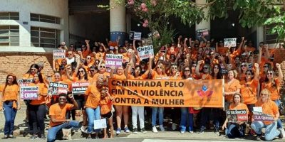 imagem - Caminhada pelo fim da violência contra a mulher reúne 300 participantes em Rio Preto