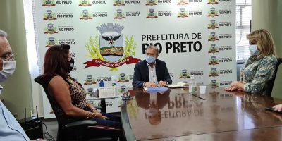 imagem - Sincomerciários entrega requerimento ao prefeito Édinho Araújo