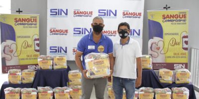 imagem - Terceira semana de entrega de cestas básicas leva 50 comerciários ao Clube Social