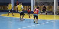 Escolinha de futsal Sincomerciários realiza festa de confraternização