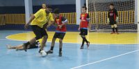 Escolinha de futsal Sincomerciários realiza festa de confraternização