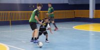 Escolinha de futsal Sincomerciários realiza festa de confraternização