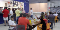 Happy Hour movimenta clube social às sextas-feiras com sucesso