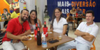 Happy Hour movimenta clube social às sextas-feiras com sucesso