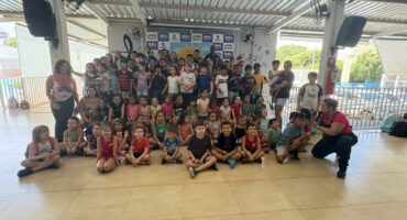 95 CRIANÇAS ABREM A COLÔNIA DE FÉRIAS DO SINDICATO 2026