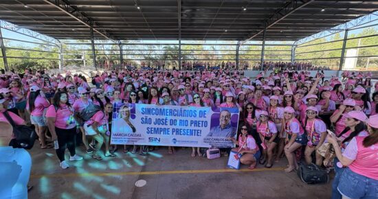 Nossa voz move, nossa força decide! Nossa voz move, nossa força decide!