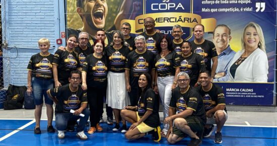 Abertura da 39ª Copa Comerciária de Futsal movimenta o Clube Social