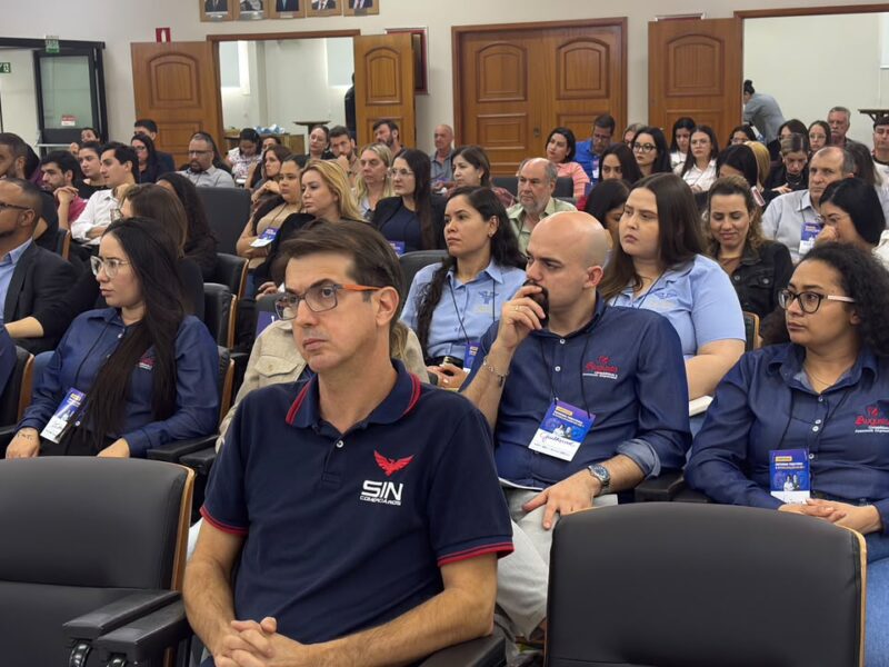 Simpósio reúne especialistas para discutir Reforma Tributária e atualização da NR-1 Simpósio reúne especialistas para discutir Reforma Tributária e atualização da NR-1